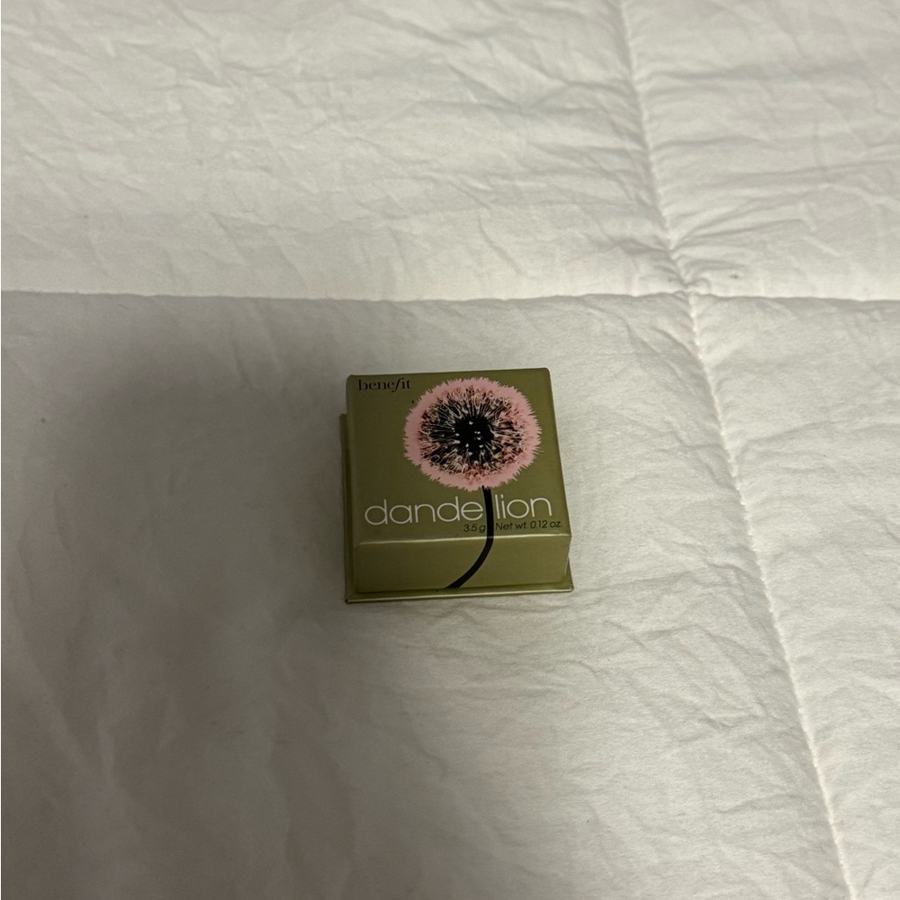 Benefit Dandelion Blush in Soft Pink and Olive